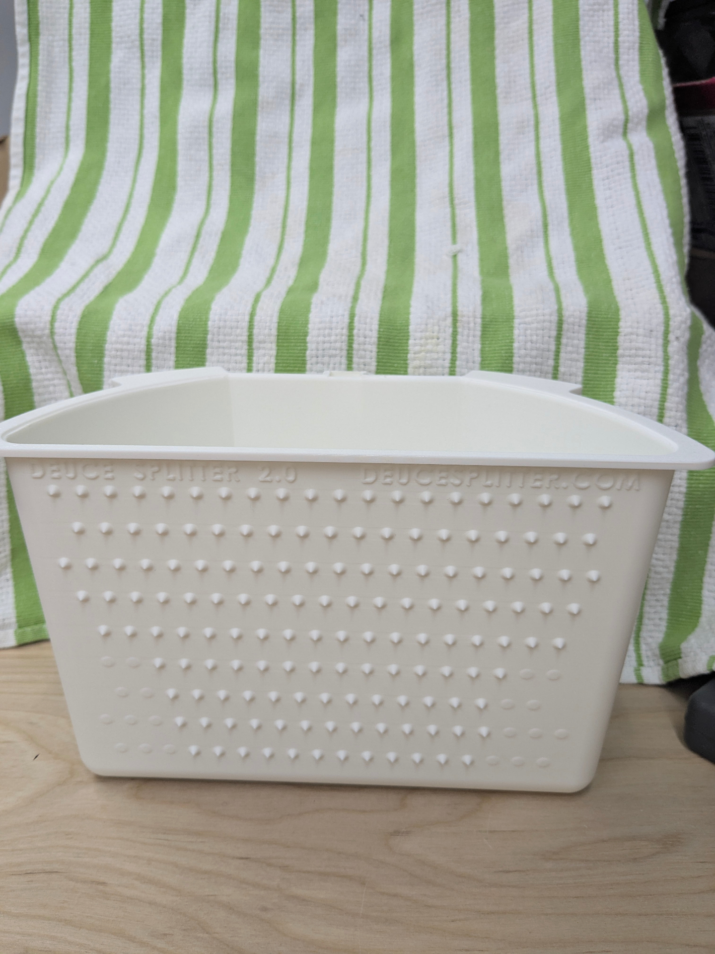 Deuce Splitter 2.0 bucket — front view